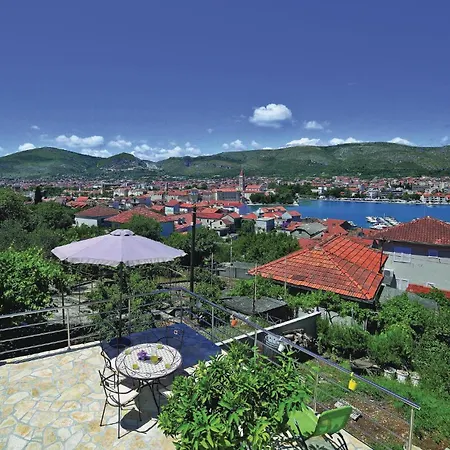 Апартаменты With Sea View 05