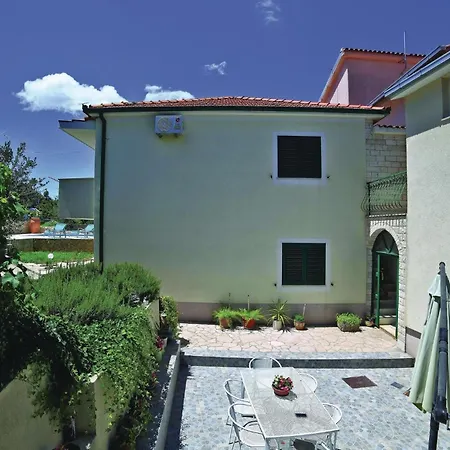 דירה With Sea View 05 *