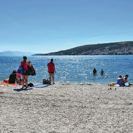 With Sea View 05 Apartman